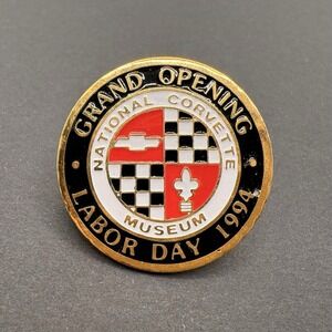 Rare National Corvette Museum Grand Opening Day Pin Inaugural Year 1994 Logo